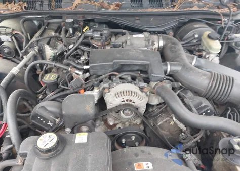 2003 Mercury Grand Marquis Ls из США, поврежденный, VIN 2MEFM75W63X623647